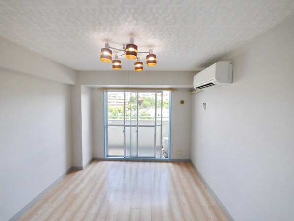 ジュネス桜ヶ丘の物件内観写真